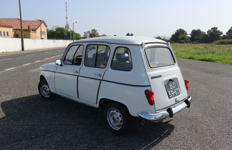 Renault Thalia • 1984 • 157,000 km 3