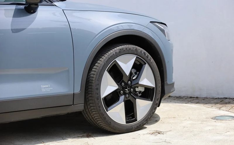 Polestar 2 • 2024 • 4,000 km 3