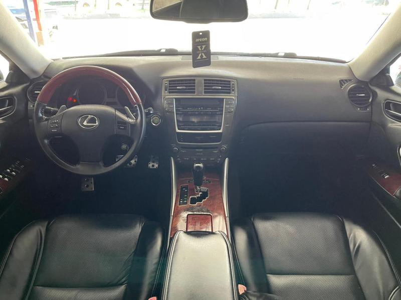 Lexus IS • 2007 • 115 km 4