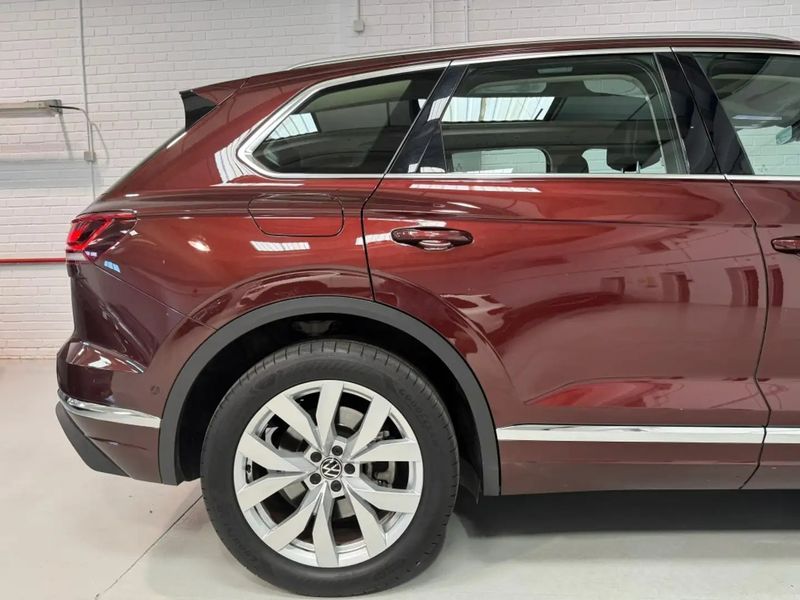 Volkswagen Touareg • 2021 • 96,000 km 8