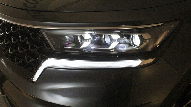 Kia Sorento • 2023 • 5,273 km 5