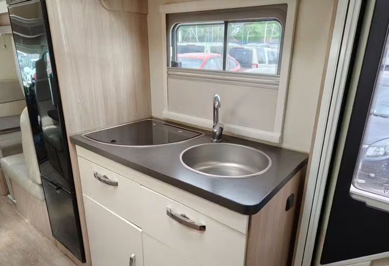 Citroën Jumpy • 2020 • 57,378 km 14