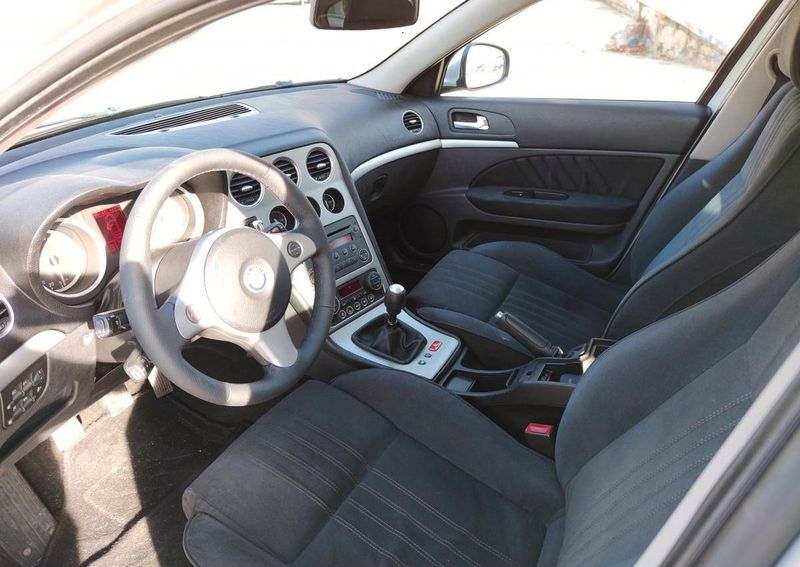 Alfa Romeo 159 • 2008 • 249,999 km 3