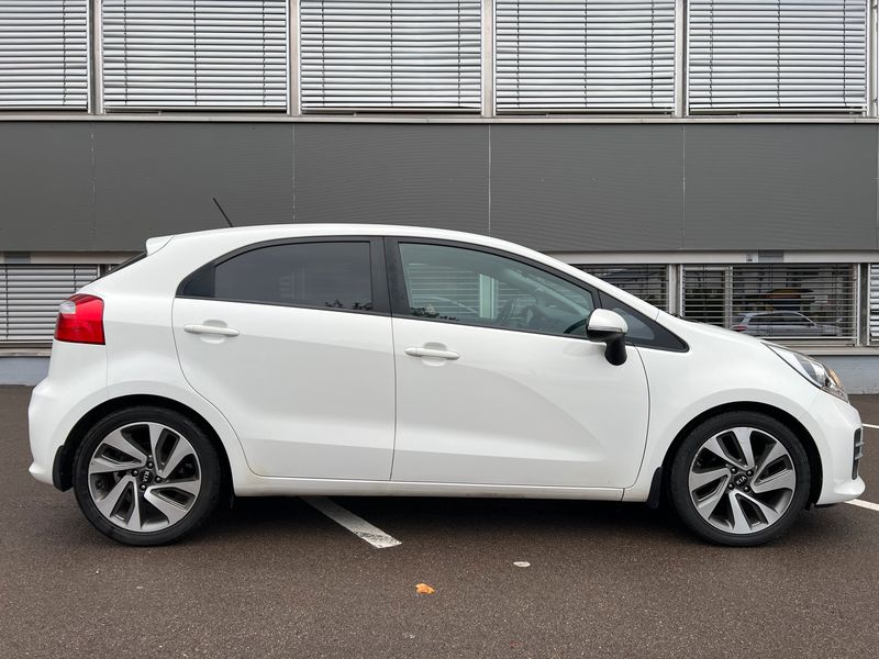 Kia Rio • 2016 • 124,000 km 1