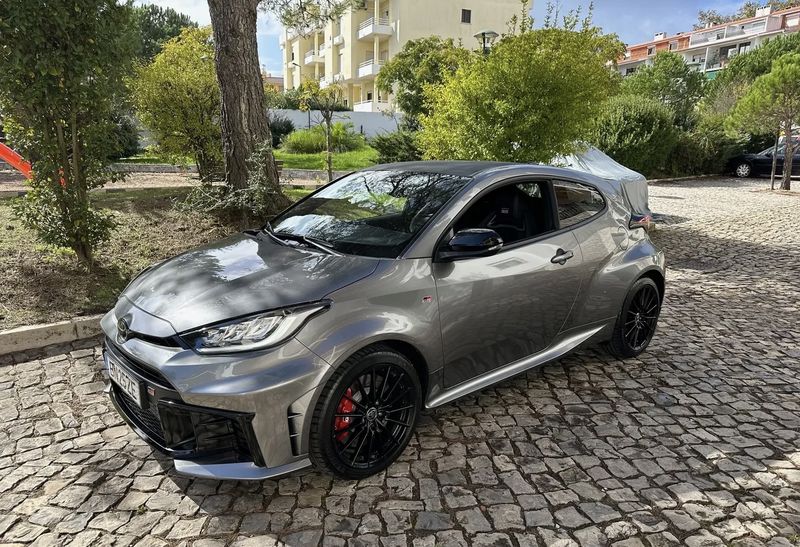 Toyota Yaris • 2024 • 10,000 km 1