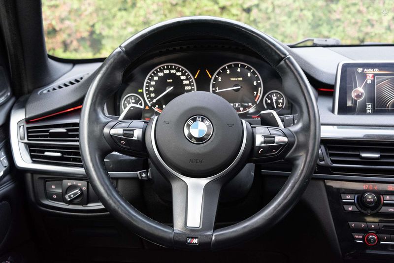 BMW X5 • 2014 • 189,000 km 18