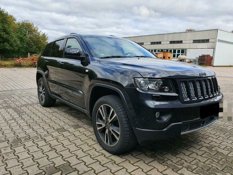 Jeep Grand Cherokee • 2012 • 136,000 km 1
