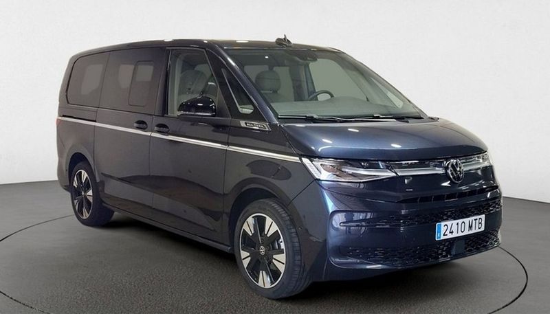 Volkswagen Multivan • 2024 • 33,979 km 1