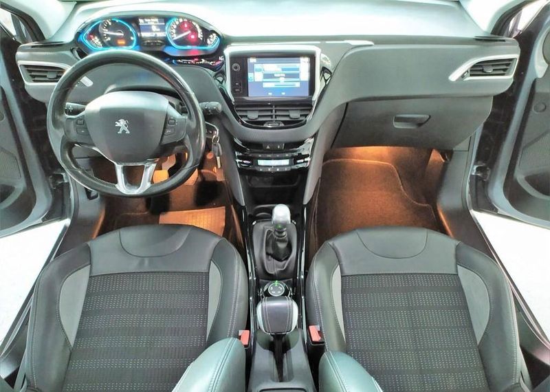 Peugeot 2008 • 2015 • 162,999 km 4