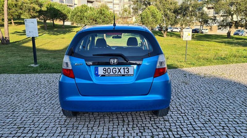 Honda Jazz • 2009 • 78,000 km 3