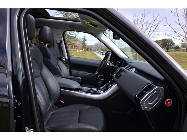 Land Rover Range Rover Sport • 2014 • 1,890,000 km 13