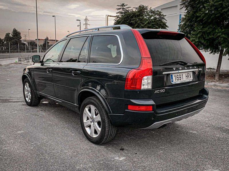 Volvo XC90 • 2013 • 190,000 km 12