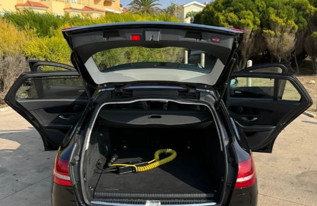 Mercedes-Benz C • 2016 • 183,000 km 5