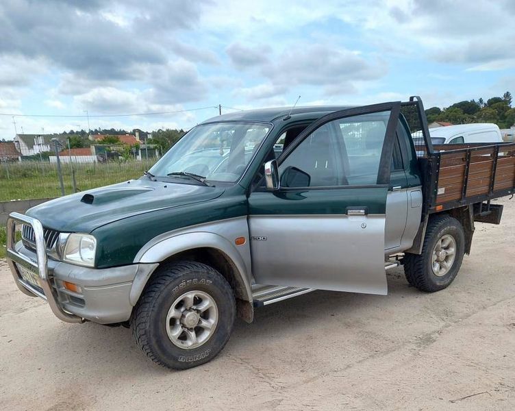 Mitsubishi L200 • 1999 • 200,000 km 1