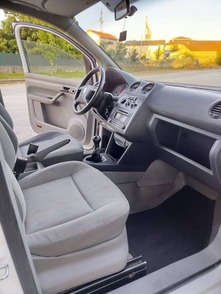 Volkswagen Caddy • 2006 • 145,000 km 7