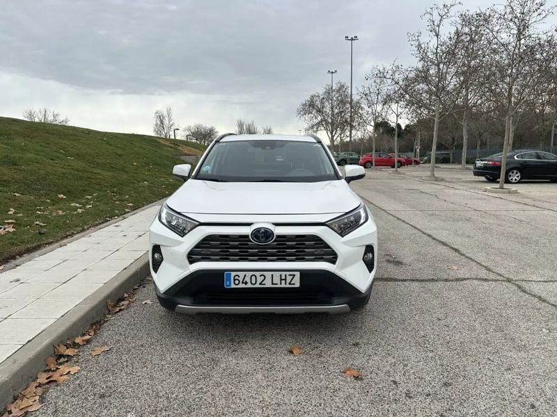 Toyota RAV4 • 2020 • 139,000 km 4