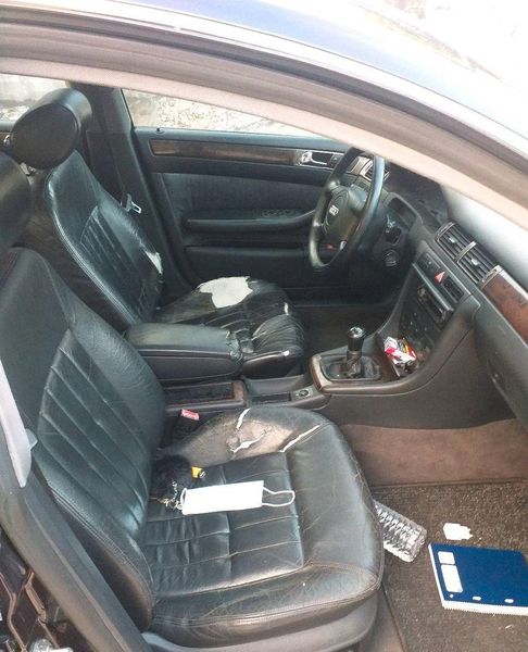 Audi A6 • 1998 • 49,999 km 3