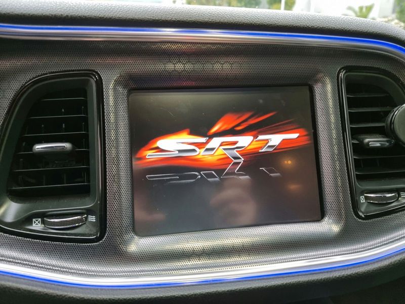 Dodge Challenger • 2015 • 66,700 km 8