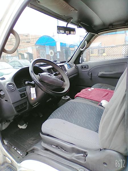 Nissan Urvan • 2006 • 10,000 km 6