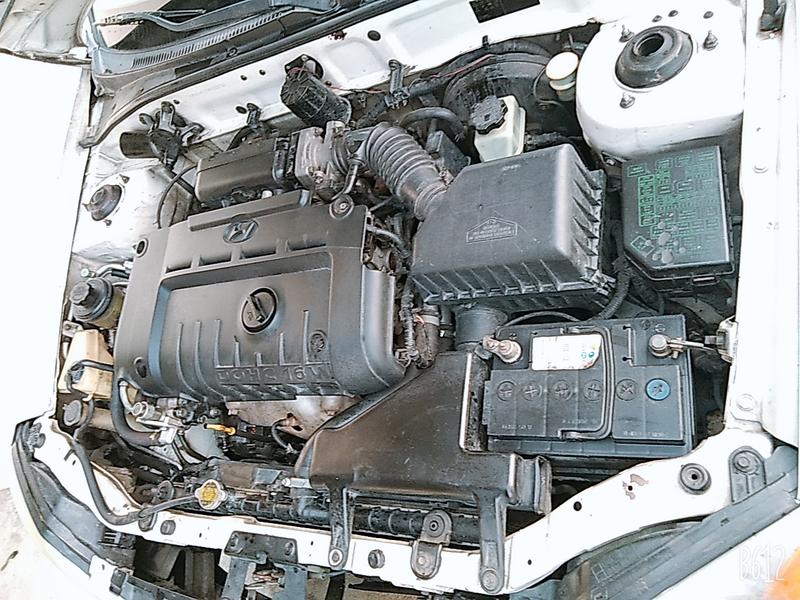 Hyundai Accent • 2004 • 320,616 km 3