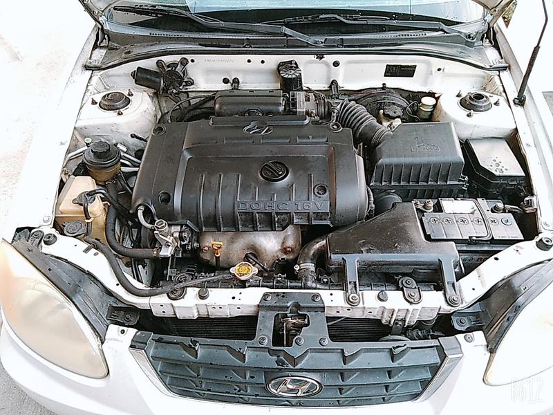 Hyundai Accent • 2004 • 320,616 km 9