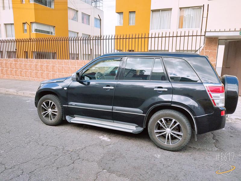 Chevrolet 1500 • 2011 • 62,000 km 3