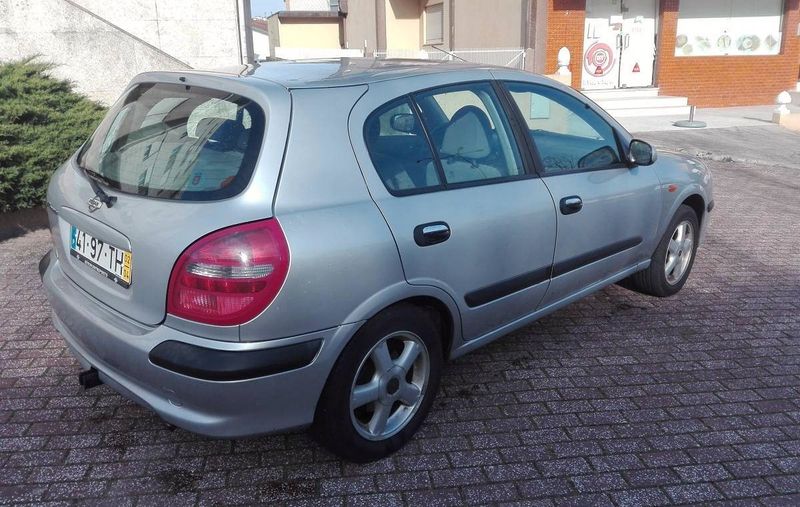 Nissan Almera • 2002 • 200,000 km 3