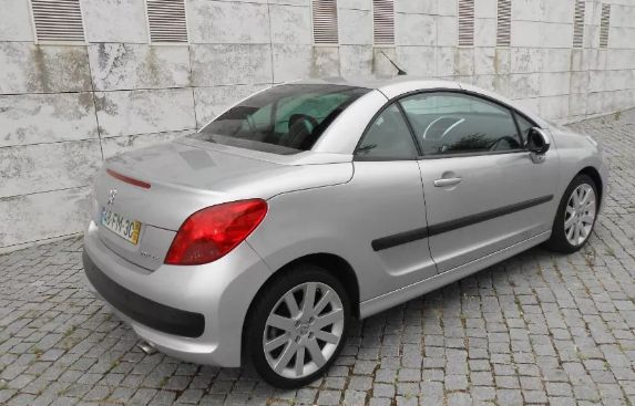 Peugeot 207 CC • 2008 • 131,795 km 3