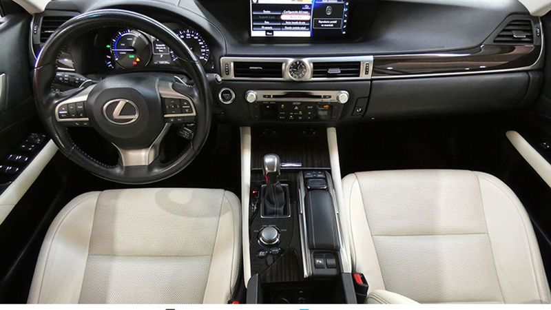 Lexus GS • 2016 • 135,739 km 9