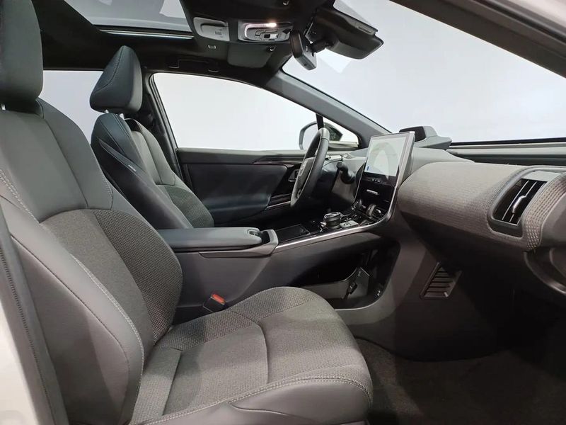 Toyota Belta • 2023 • 4,500 km 2