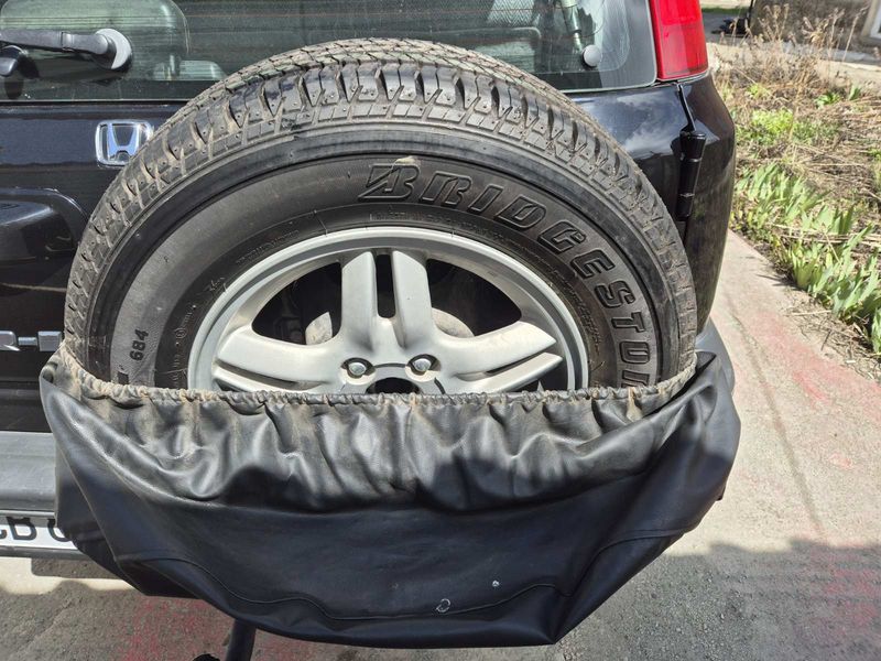 Honda CR-V • 2000 • 194,000 km 12