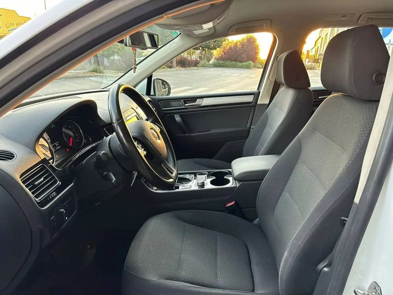 Volkswagen Touareg • 2015 • 147,000 km 5