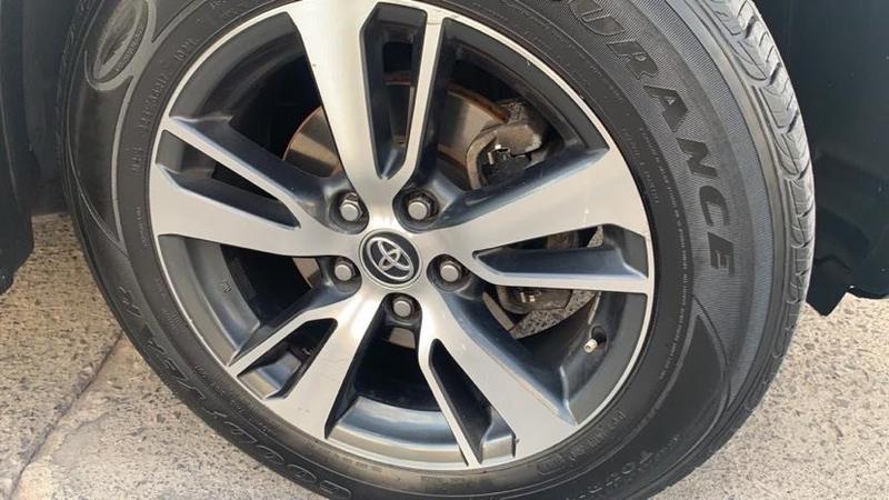 Toyota RAV4 • 2016 • 130,000 km 6