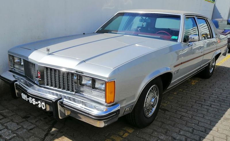 Oldsmobile Regency • 1968 • 5,000 km 2