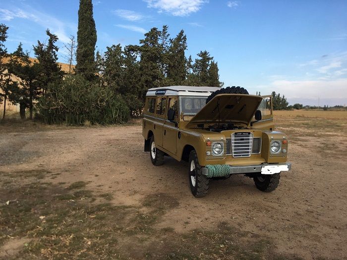 Land Rover 109 • 1975 • 34,000 km 4