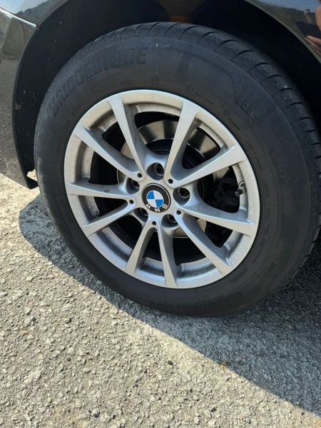 BMW 3 Series • 2017 • 174,000 km 10