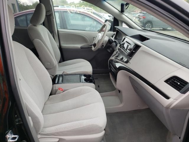 Toyota Sienna • 2012 • 10,000 mi 5