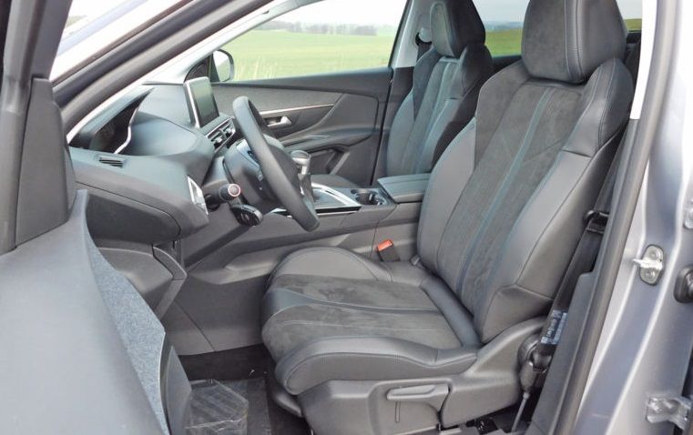 Peugeot 3008 • 2018 • 121,000 km 9