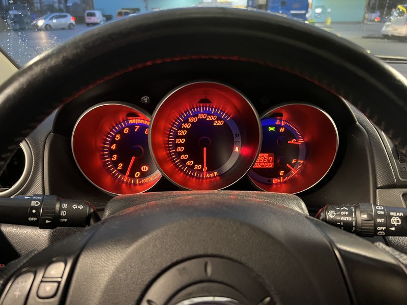 Mazda 3 • 2005 • 200,000 km 4