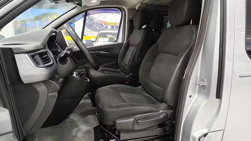 Renault Espace • 2022 • 22,865 km 16