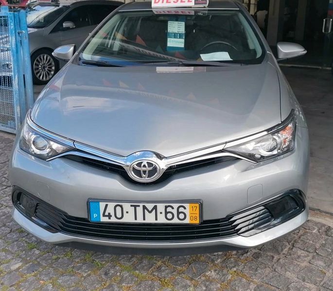 Toyota Auris • 2017 • 99,999 km 1