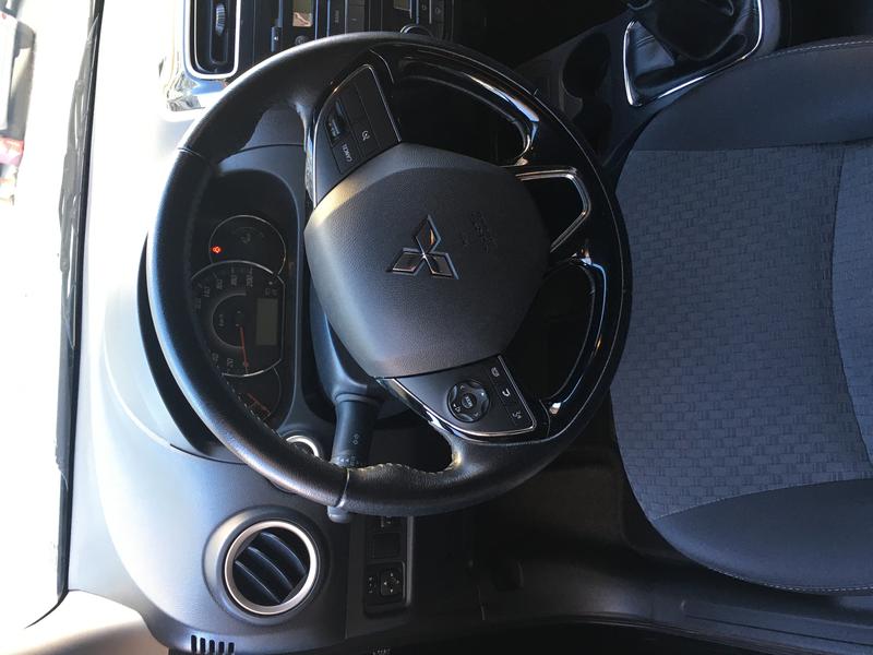 Mitsubishi Space Star • 2017 • 38,000 km 6