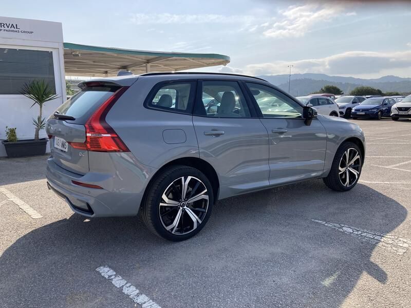Volvo XC60 • 2024 • 12,819 km 5