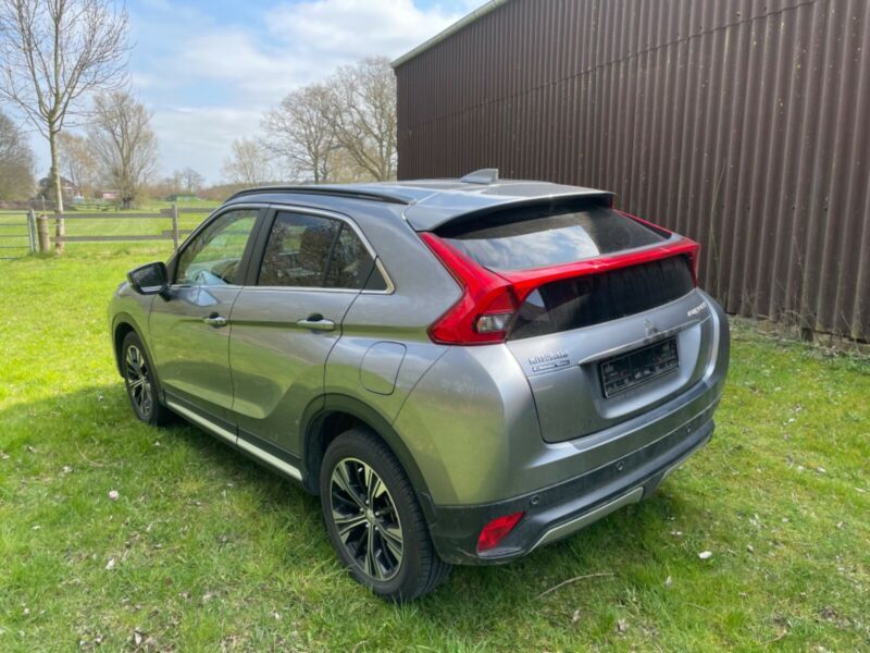 Mitsubishi Eclipse • 2019 • 55,000 km 6