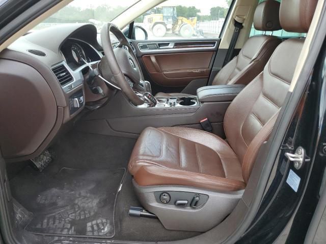 Volkswagen Touareg • 2013 • 10,000 mi 7