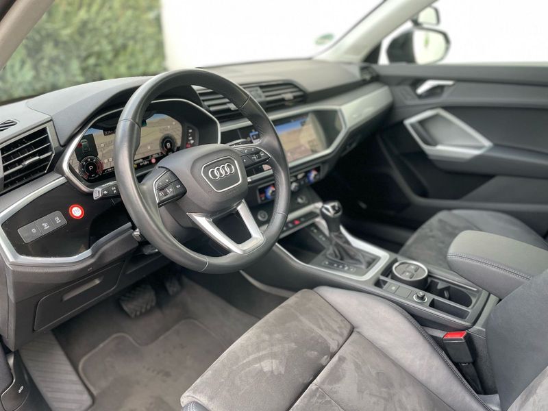 Audi Q3 • 2023 • 59,990 km 7