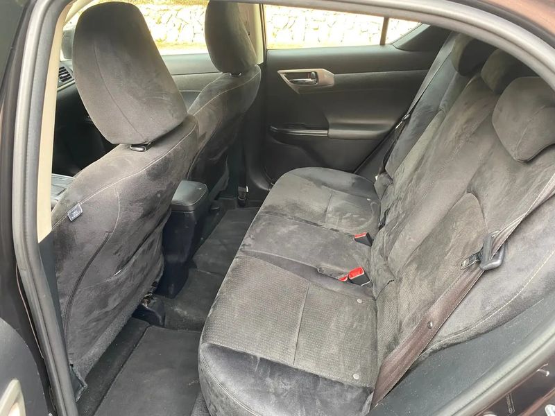 Lexus CT • 2015 • 151,000 km 8