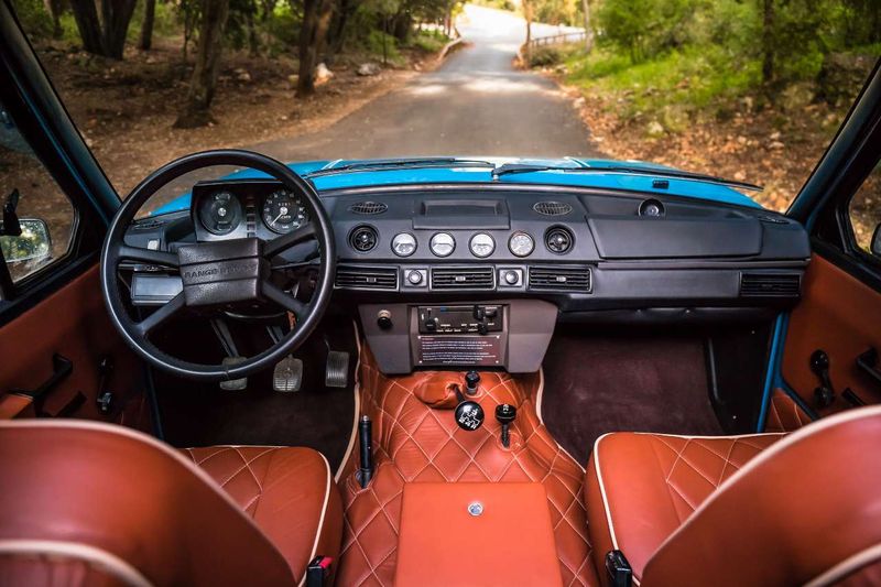 Land Rover Range Rover • 1978 • 72,500 km 3