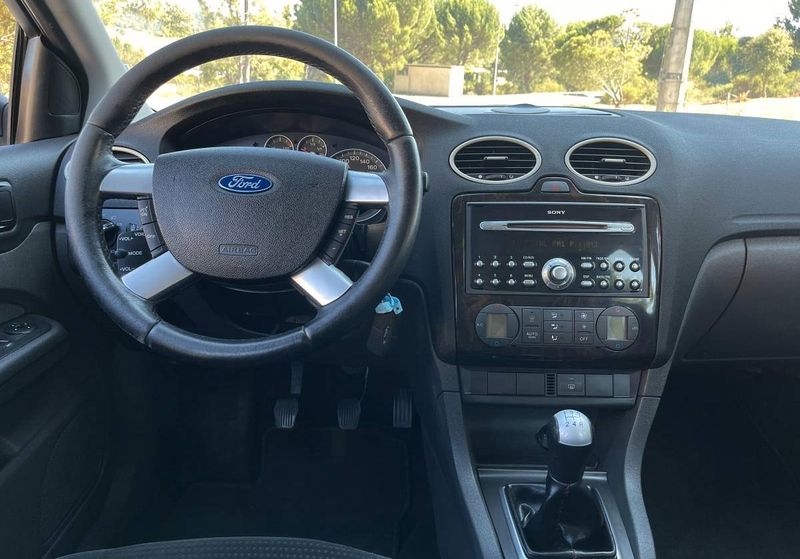 Ford Focus • 2005 • 200,000 km 2