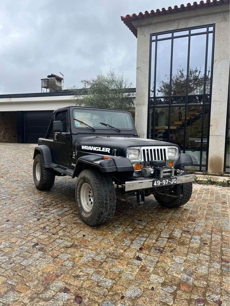Jeep Wrangler • 1987 • 85,000 km 1